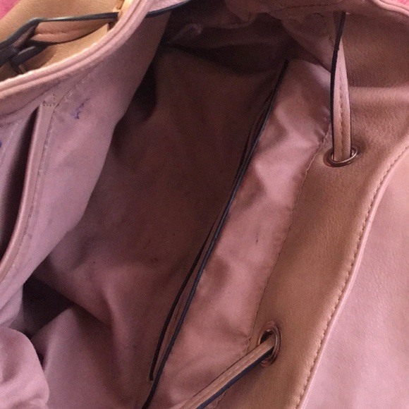 Cream backpack - Picture 3 of 3